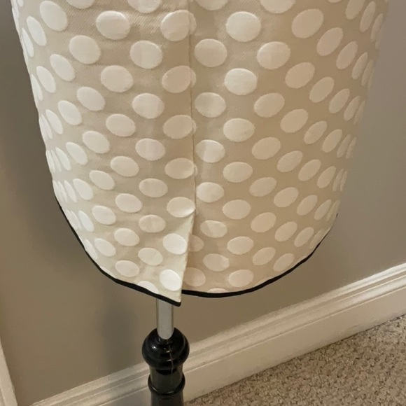 Polka dot stunner - Picture 3 of 5